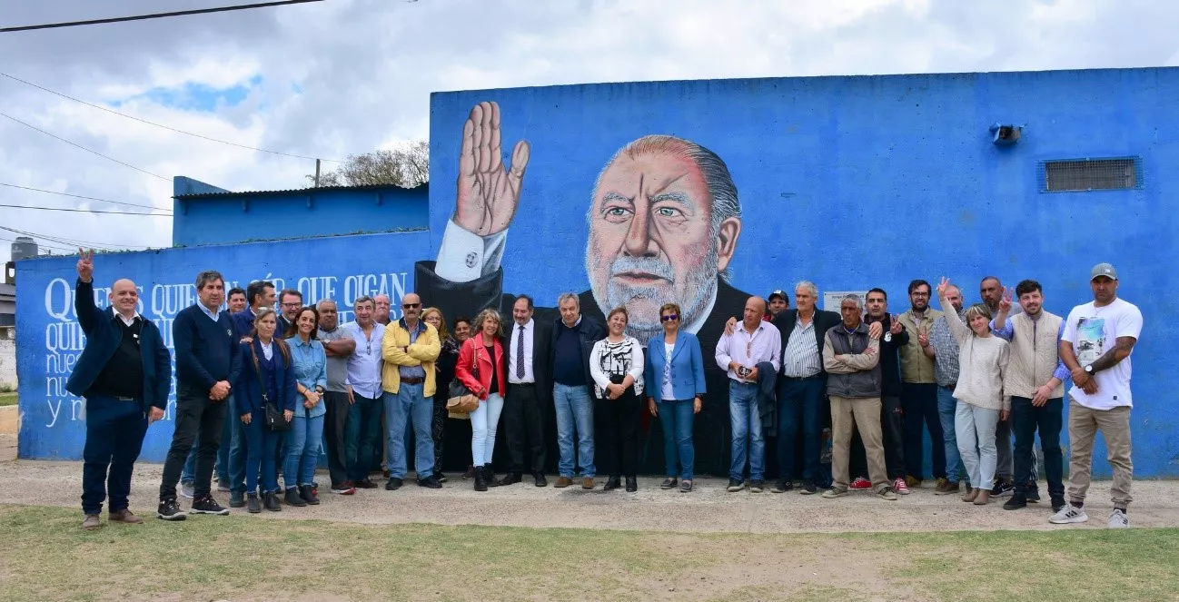 Homenaje a Busti