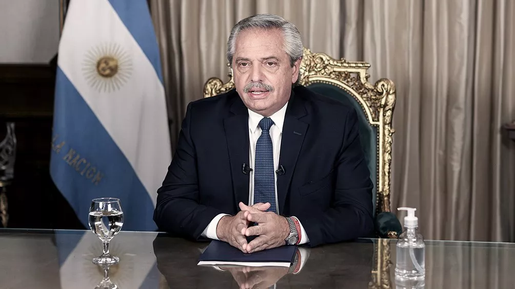 ALBERTO FERNÁNDEZ