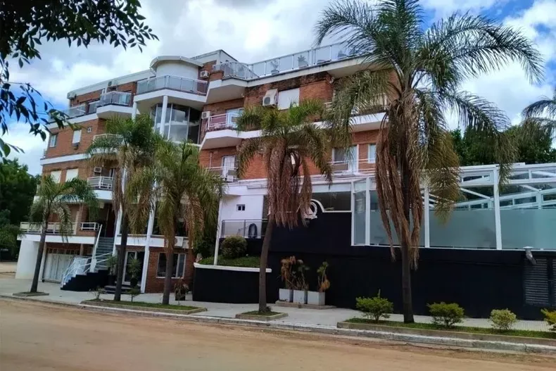 Colón