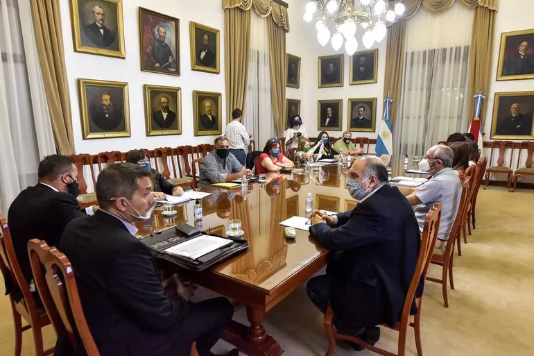 paritarias-rios-estatalesjpg