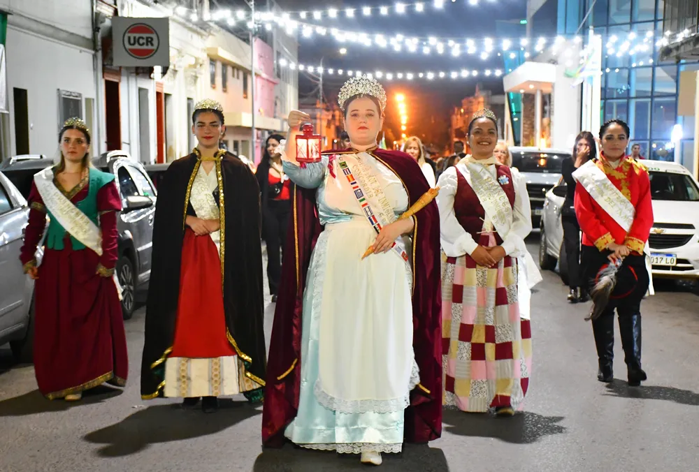INICIO DE LA FIESTA DEL INMIGRANTE (1)