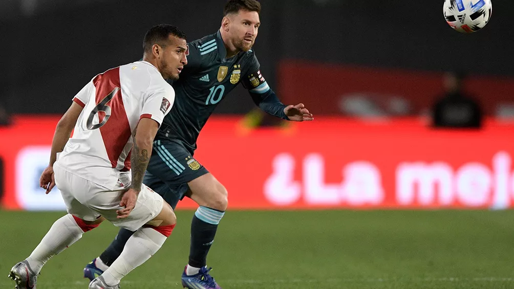 MESSI VS PERU