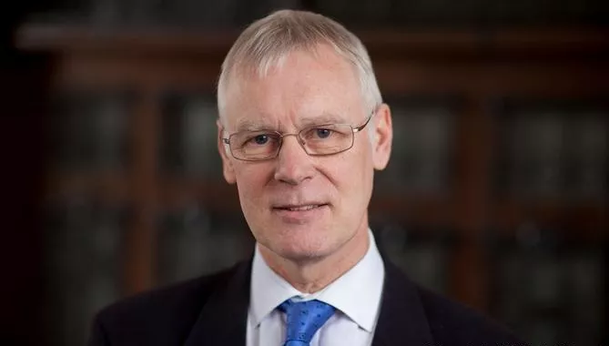 Simon Gass