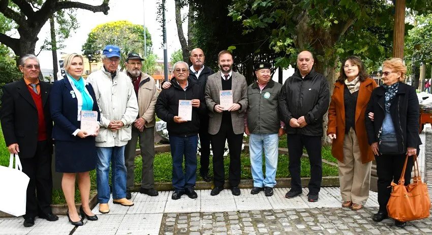 Azcue ARA Belgrano 1