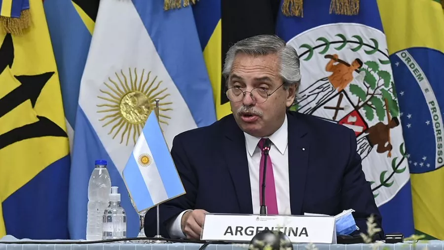 ALBERTO FERNÁNDEZ