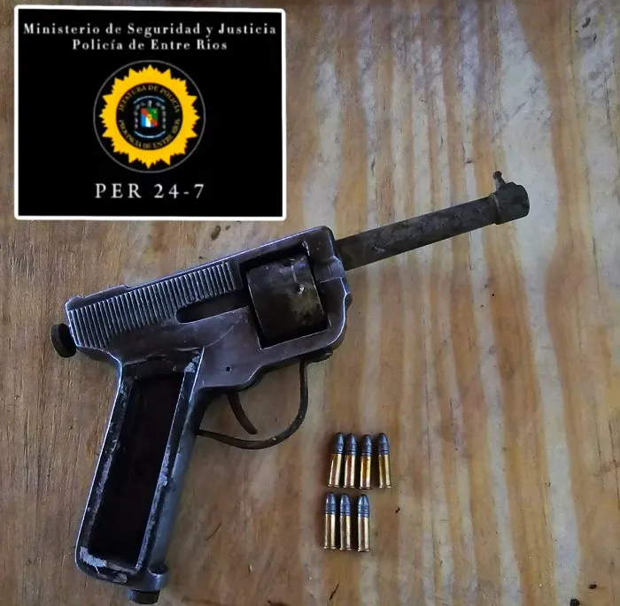 SECUESTRO ARMA DE FUEGO - ROCHA (1)