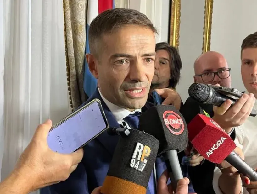 Ministro de Salud Blanzaco