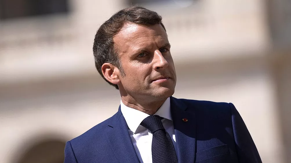 MACRON
