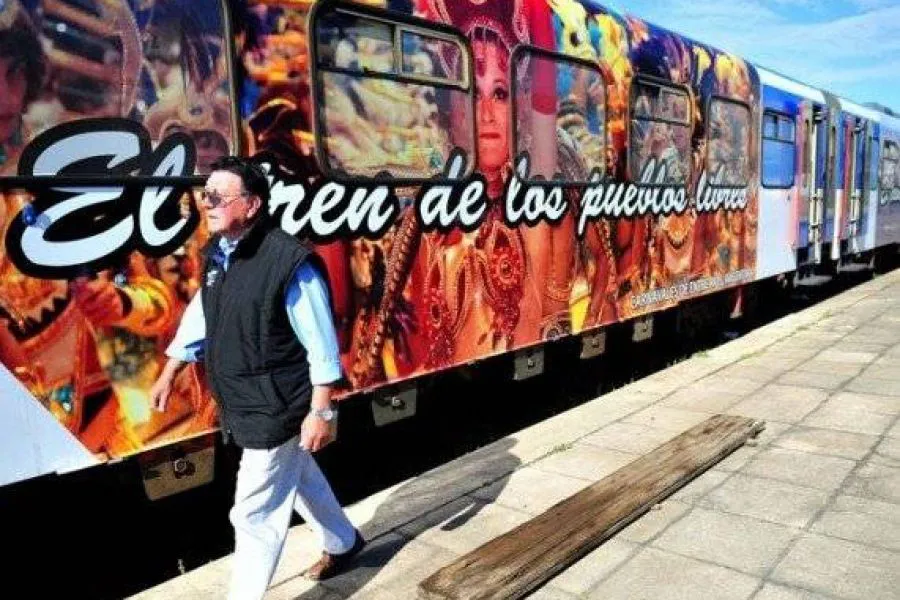 El tren de los pueblos libres