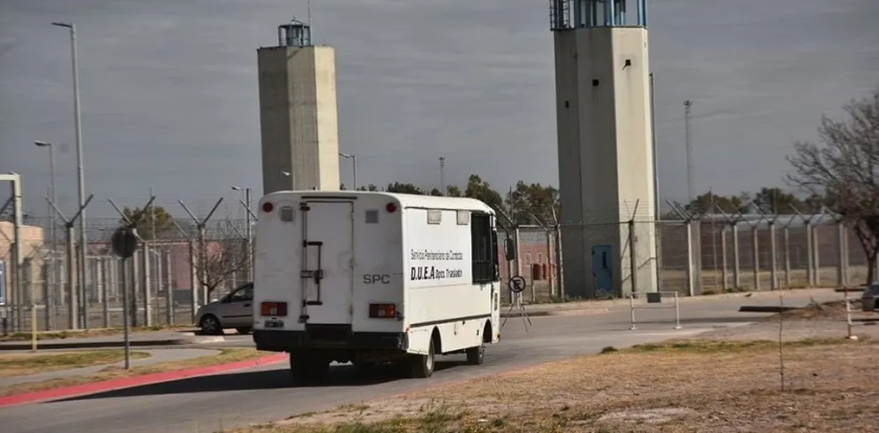 ySlDbdeG6_1256x620__1