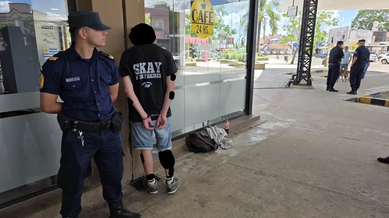 2ff94e3c-74cb-425d-a53a-ca04c4c98758