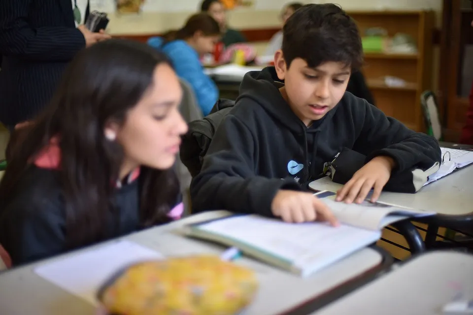 Estudiantes, escuelas, leer, aprender