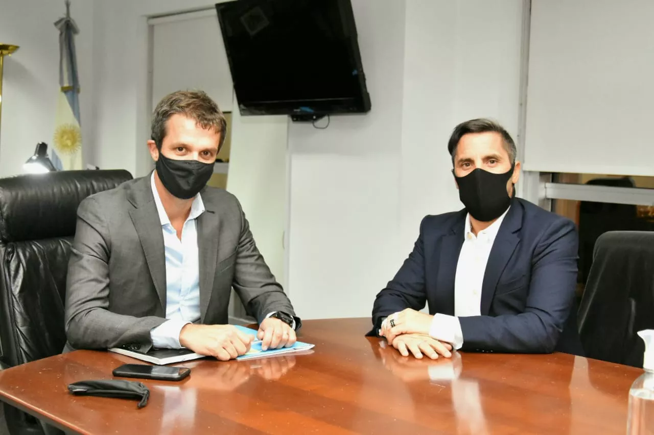 CRESTO Y PICHOT