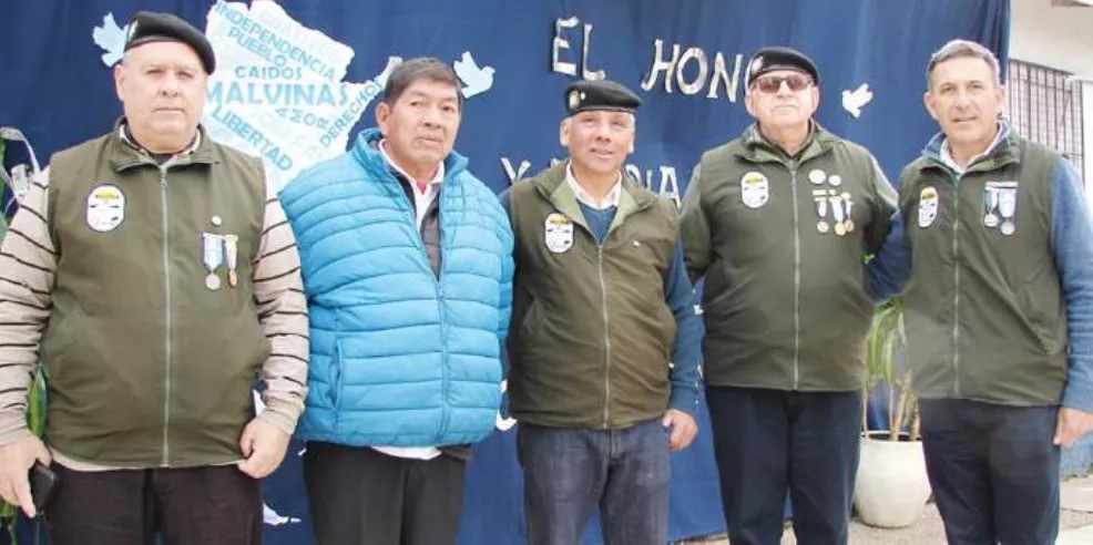 Ex combatientes