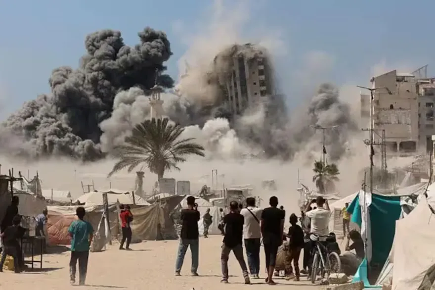 explosion-en-una-zona-de-ciudad-de-gaza-el-pasado-GSQZMENKNJHL5FIV73S2NBJUYI