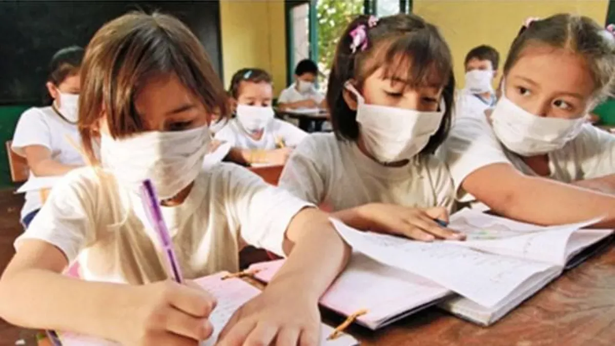 Barbijos en escuelas