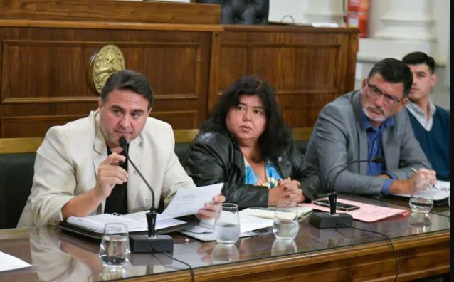 senadores comisiones presidentes