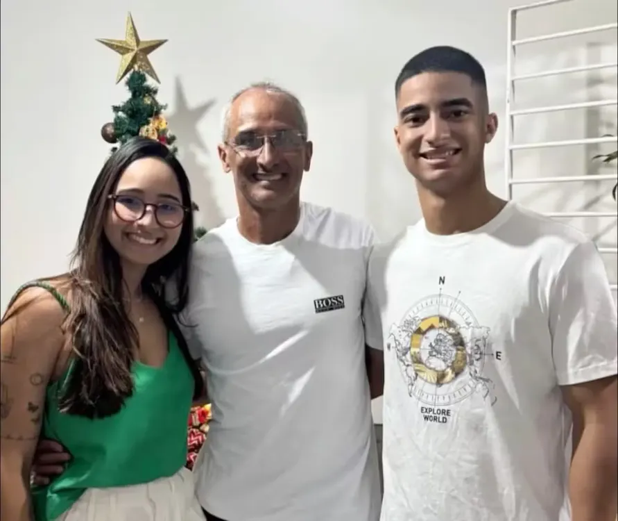 ronald-montenegro-con-sus-hijos-foto-gentileza-g1-ZD4EKQ47YBANVNMV6NWWSMM7Y4