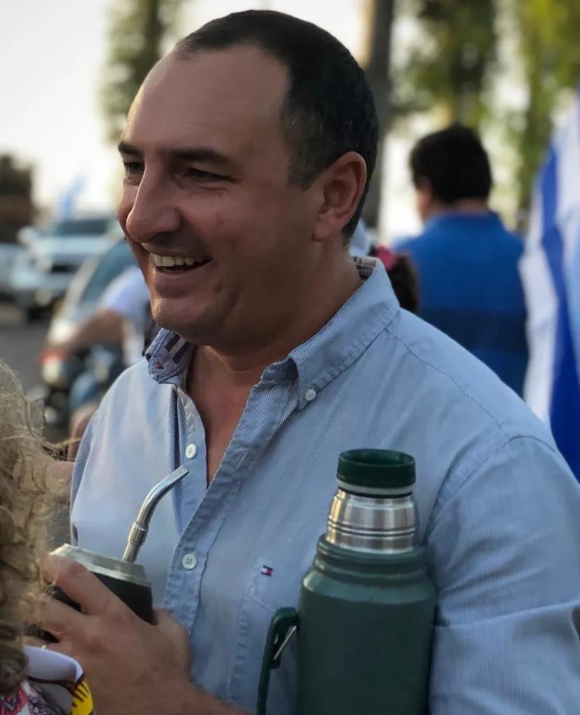 CARLOS ALBISU