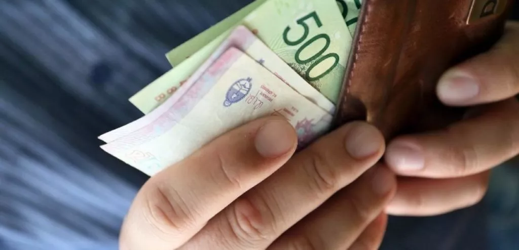 PAGO DE HABERES Y AUMENTO