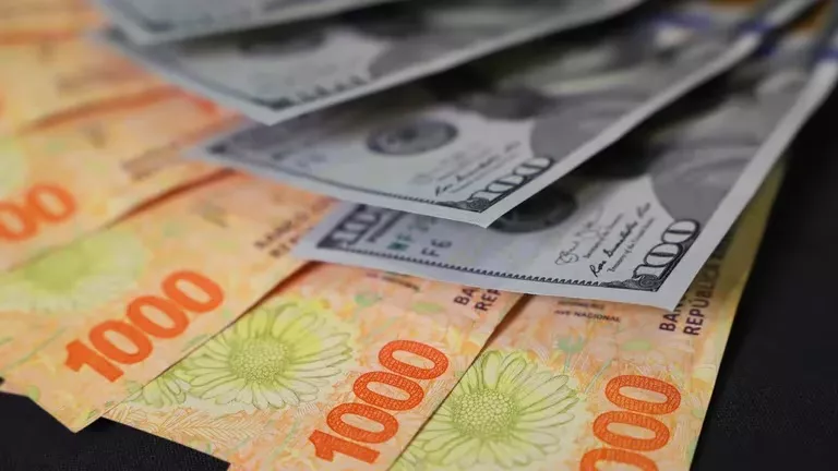 Dólar, pesos