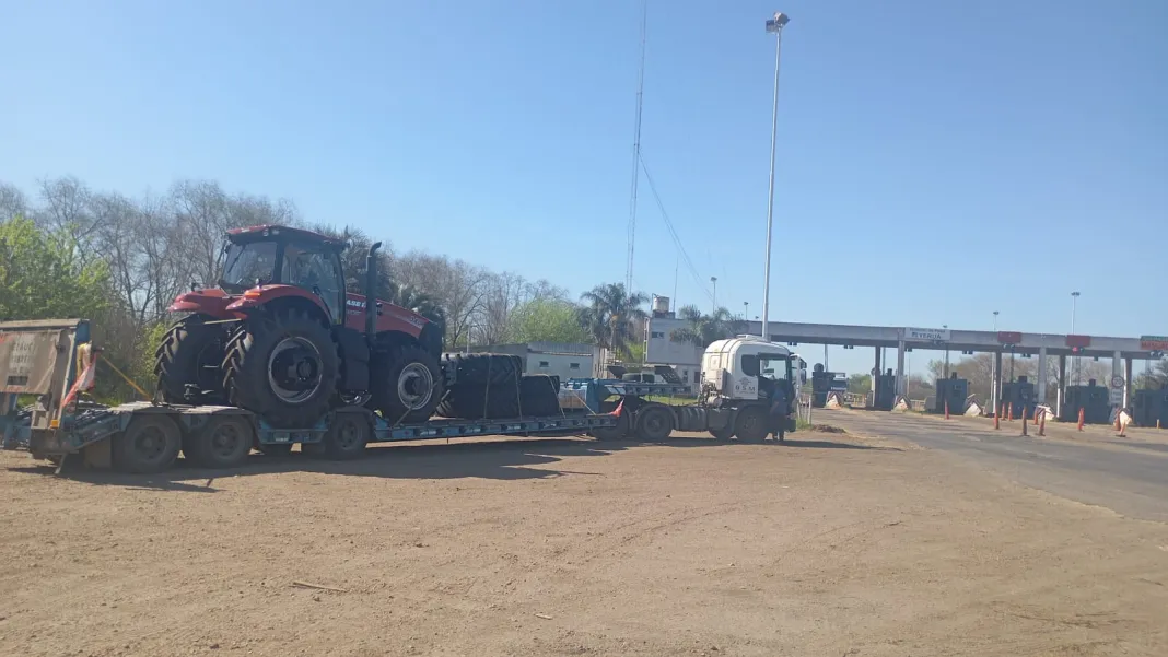 camion-choco-contra-cabina-autovia-14