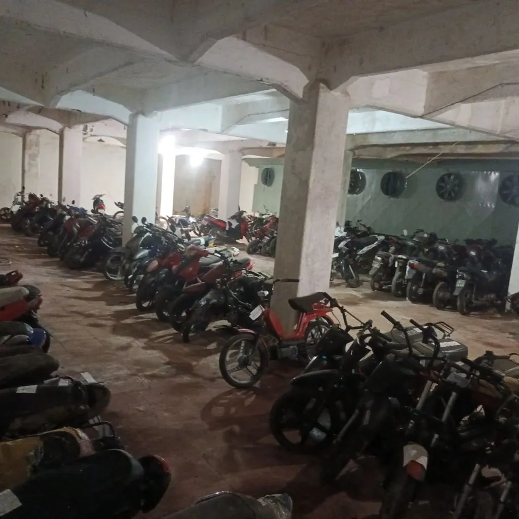 motos