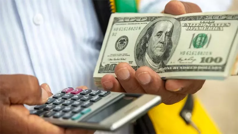 dólar