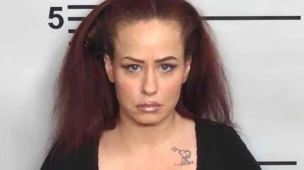 amber-winstead-se-declaro-culpable-por-la-muerte-de-su-hijo-foto-policia-metropolitana-de-louisville