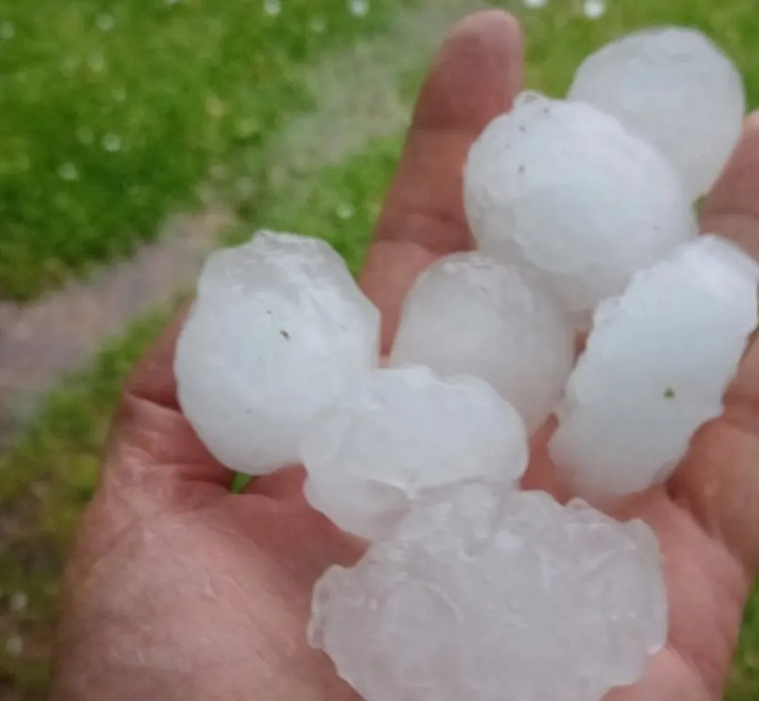granizo-en-la-criolla-y-ayui