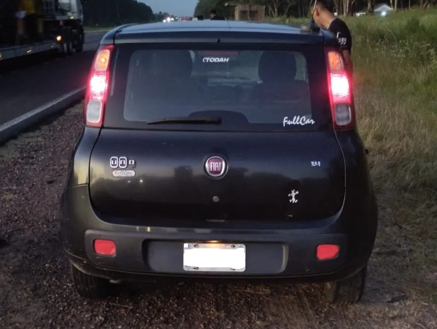 Auto-secuestrado-con-droga