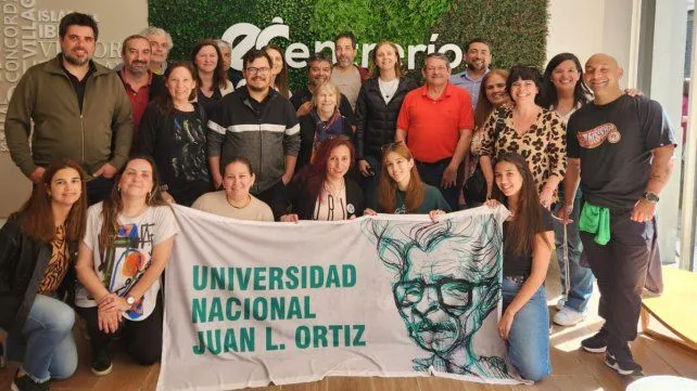 Juan L Ortiz