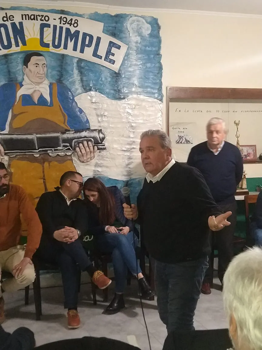 c8ae7211-4a80-42b1-b187-1e3136f05e0d