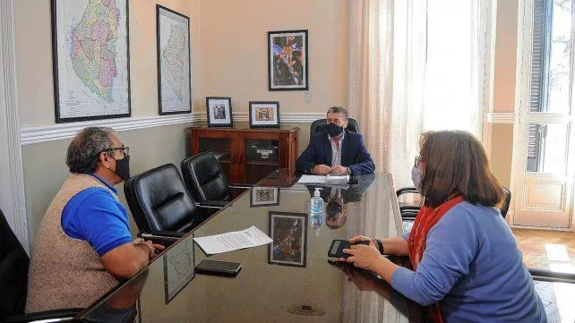 El gobierno propuso a judiciales una mejora en sus salarios