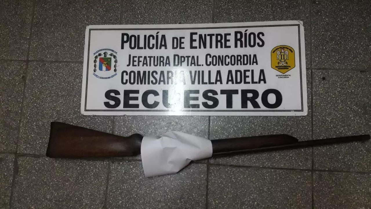 policial villa adela