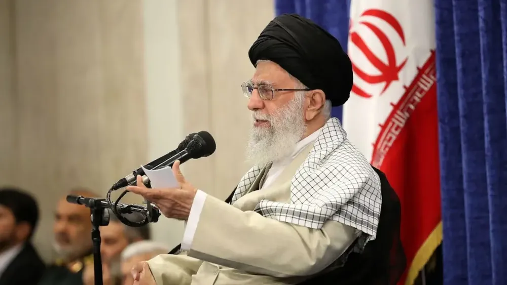 el-lider-supremo-irani-ali-jamenei-foto-efe-GLEYAKEGGBBUHBEKPFU3GOKENI