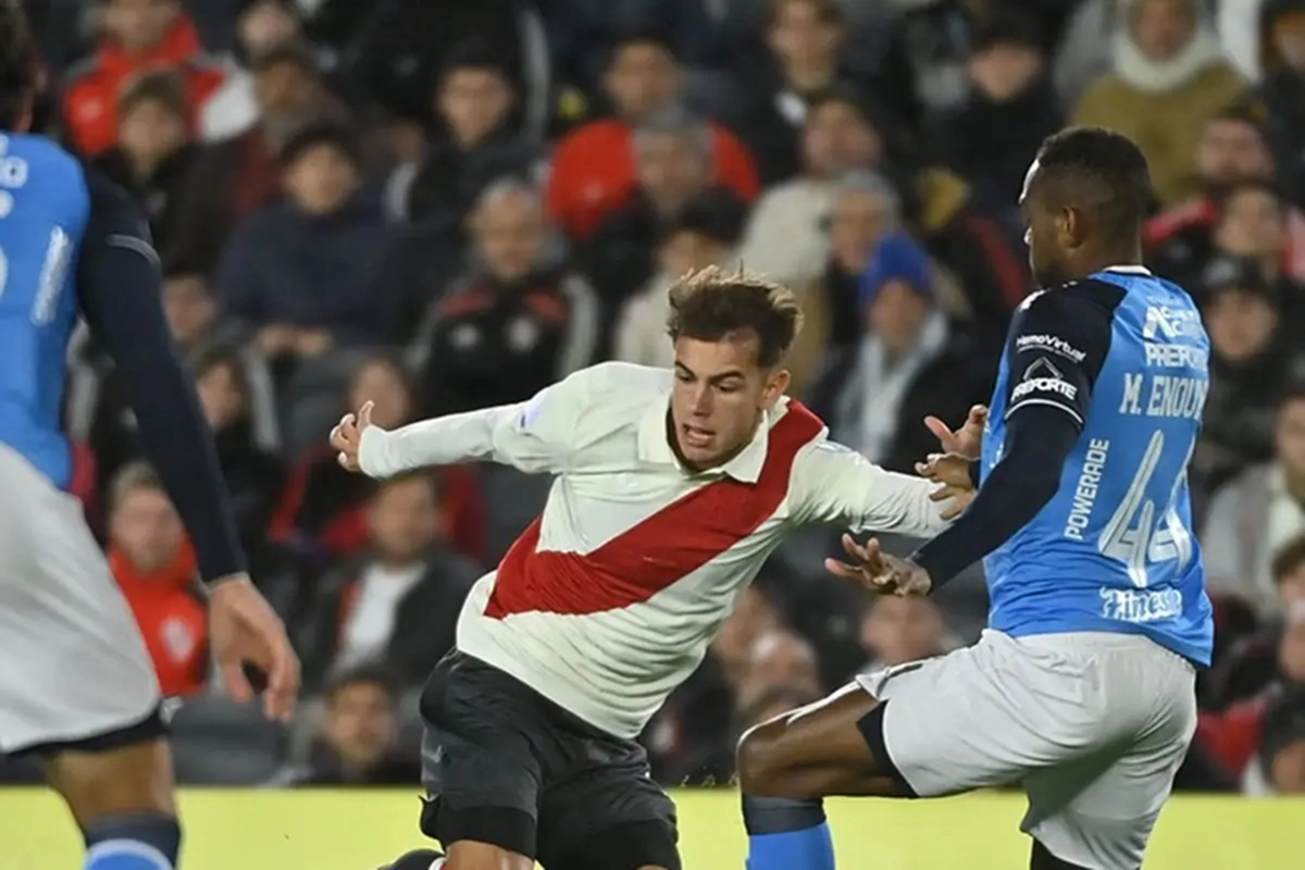 River goleó a Blooming y se clasificó a los octavos de final de la Sudamericana