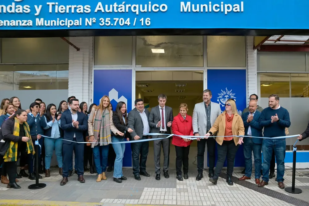 INAUGURACIÓN - INSTITUTO DE VIVIENDAS (1)