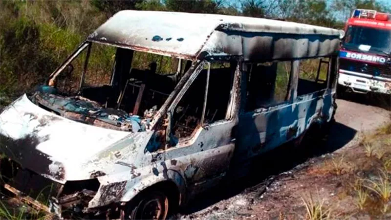 camioneta incendiada