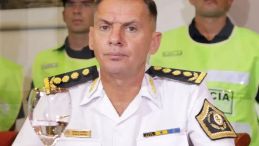 González Claudio jefe de policía.png