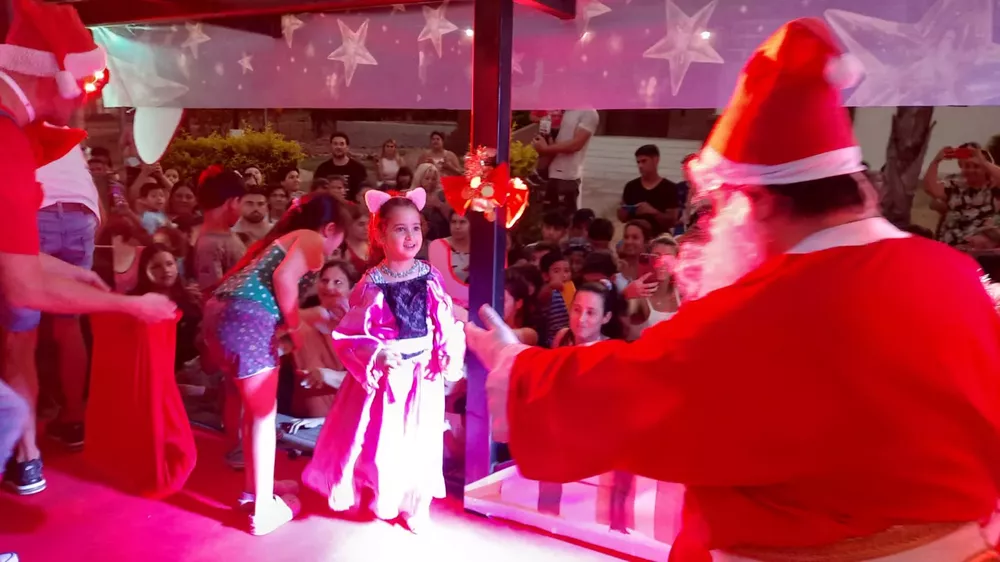 Carro Navideño - Navidad en tu Barrio (1) (1)