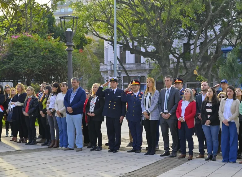 “Concordia Conquistata la Patria” celebrato il 75° anniversario della Repubblica Italiana e la Giornata dei Vigili del Fuoco Volontari