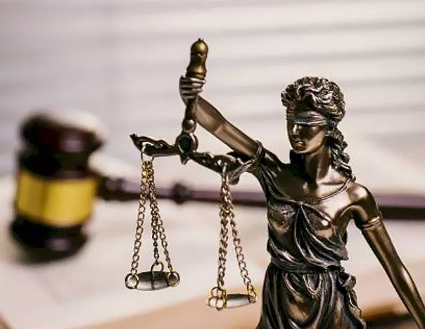 Política o Justicia