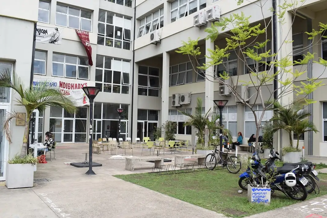 facultad-trabajo-social-uner
