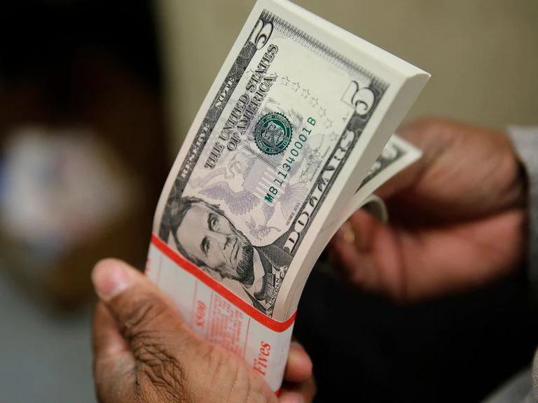 5 dolares
