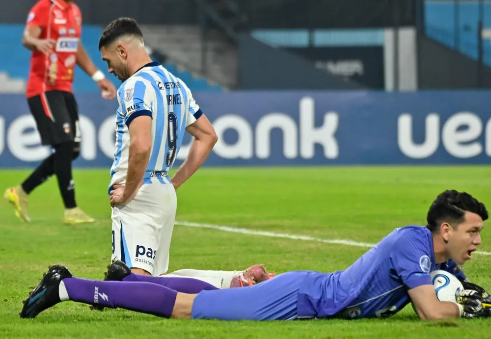 Racing empató con Caracas y quedó eliminado de la Sudamericana