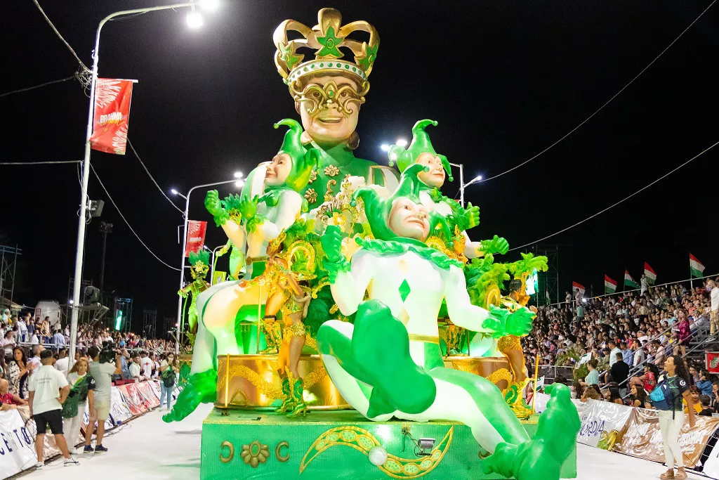 Comparsa Emperatriz _ Campeona 2022