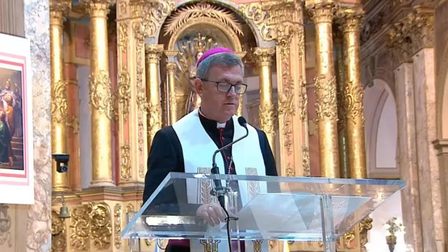 García Cuerva llamó a recuperar la fraternidad y advirtió sobre el odio y la descalificación