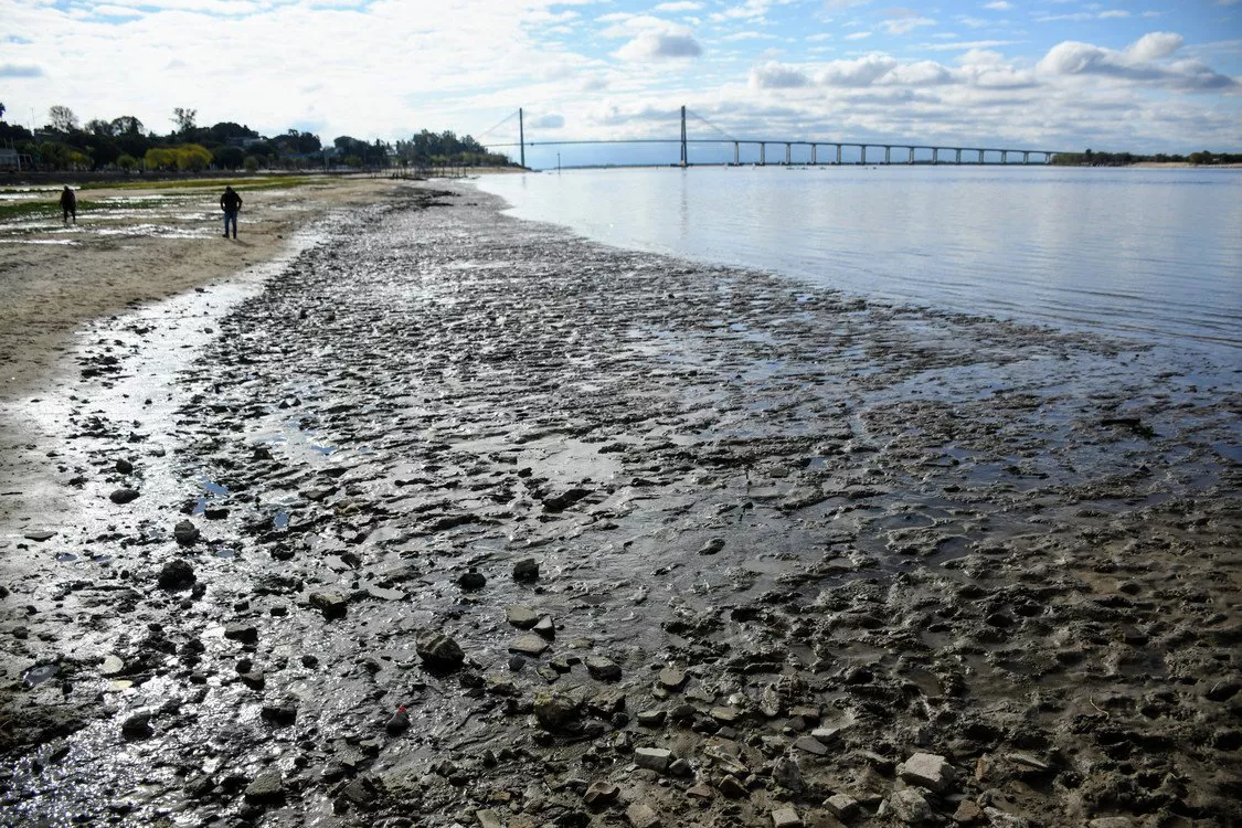 la-bajante-del-rio-parana___zvWBBOn-K_0x750__2