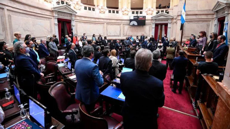 SENADO